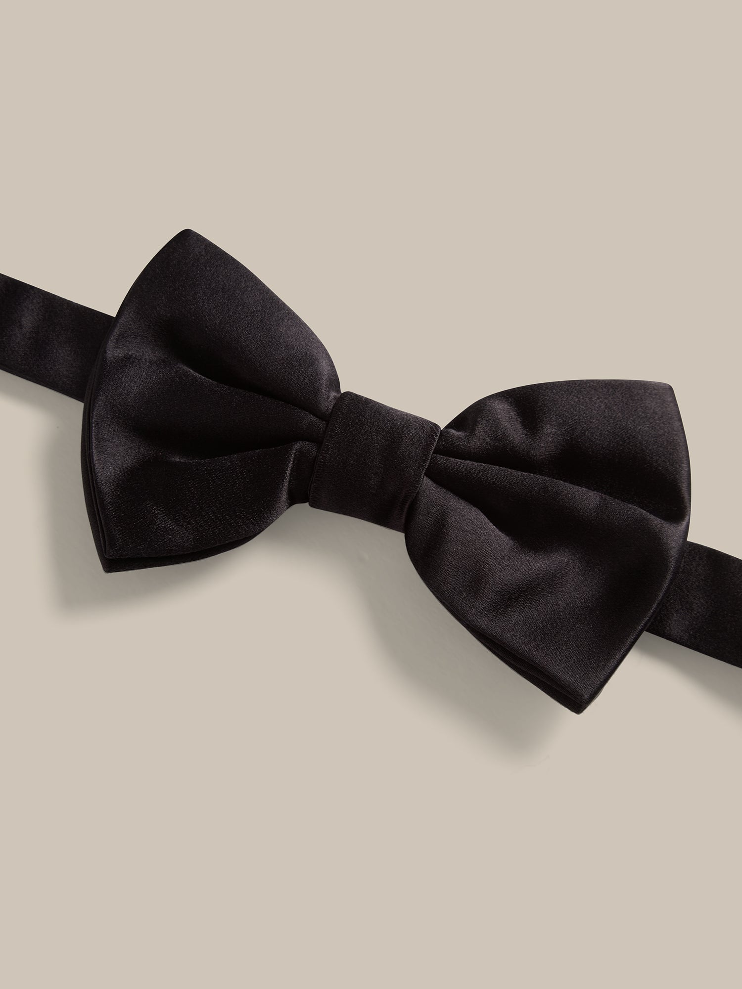 Walter Satin Pre-Tied Bow Tie image