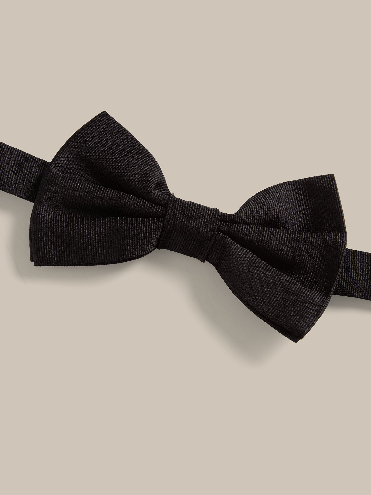 Walter Grosgrain Pre-Tied Bow Tie image